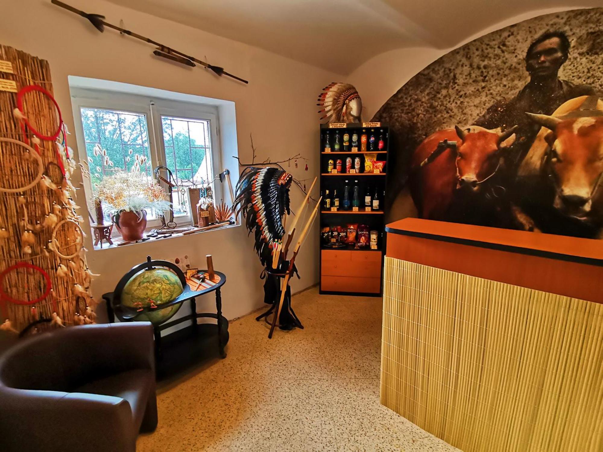 Teepee Camp Lounky Hotell Chodouny Eksteriør bilde